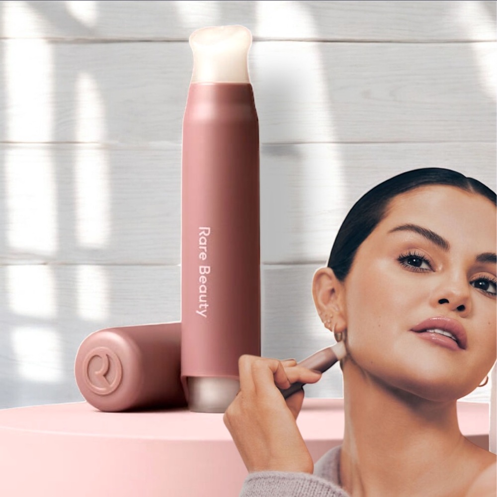 NWT RARE BEAUTY
Find Comfort Stop & Soothe Aromatherapy Pen